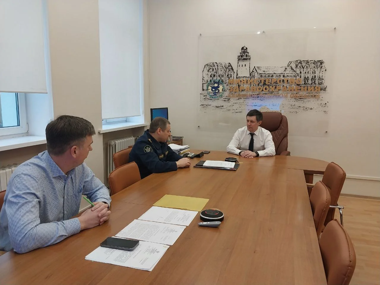 Министр здравоохранения региона Сергей Дмитриев обсудил вопросы межведомственного взаимодействия с главой Управления Федеральной Службы исполнения наказаний Дмитрием Пестовым