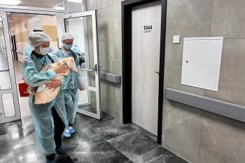 В Калининграде прошла уникальная операция при участии хирургов онкологического и перинатального центров В Калининграде прошла уникальная операция при участии хирургов онкологического и перинатального центров